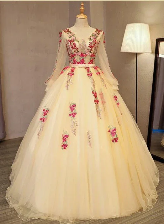 Women's Chic Outerwear Attire Beautiful Light Yellow Long Sleeves Quinceanera Dress, Ball Gown Sweet 16 Dress gh287