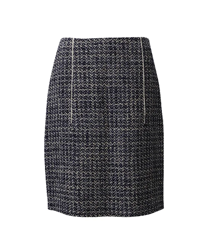 Women's Seasonal Attire Prada Pencil Skirt in Grey Wool