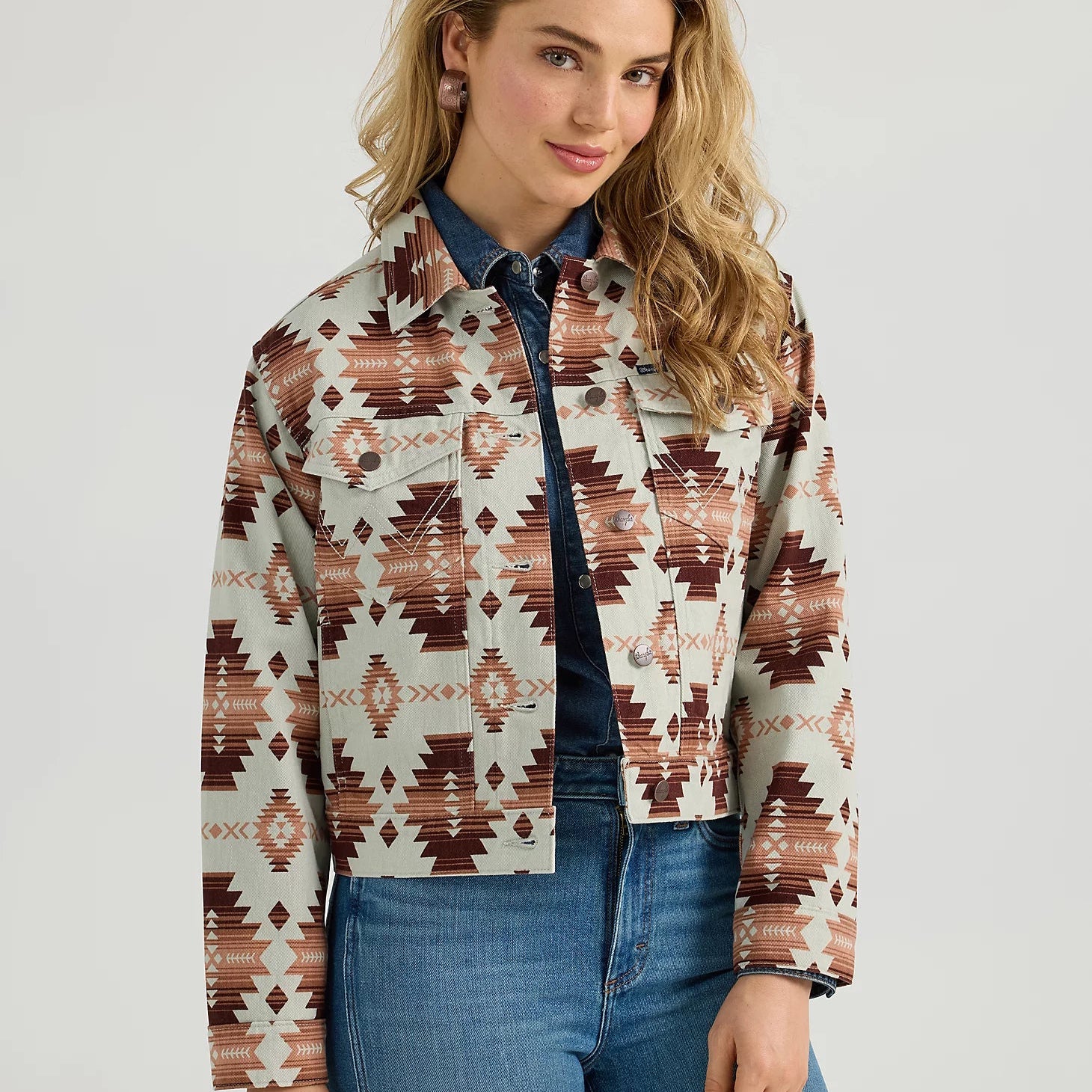 Women's Outerwear Apparel Wrangler Women's Southwestern Printed Crop Boyfriend Denim Jacket in Geo Brown