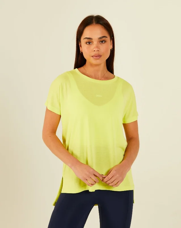 Women's Layered Outfit Jade Tee Hi-Light Yellow