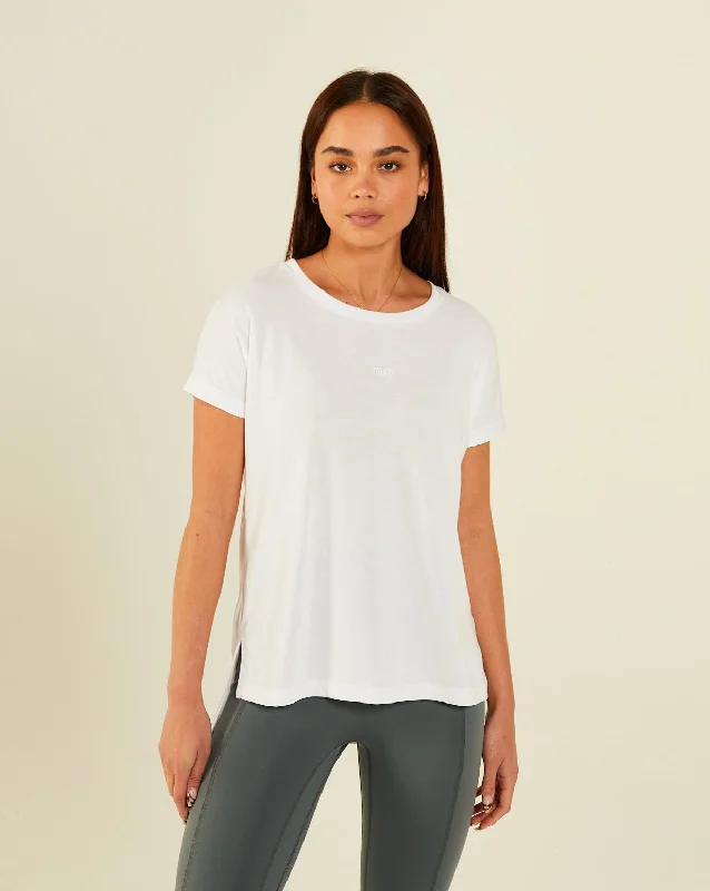 Women's Elegant Outfit Jade Tee Optic White