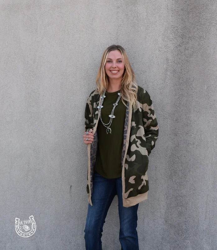 Women's Outdoor Attire Crazy Train HIDE N SEEK Reversible Camo/ Leopard Cardigan