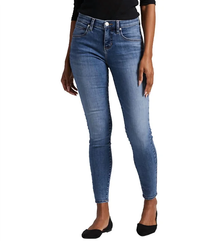 Flash Sale Online Cecilia Skinny Mid Rise Jean In Sky Blue