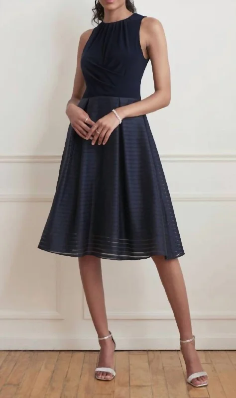 Women's Office Clothing Sleeveless Dress With Full Skirt In Midnight Blue